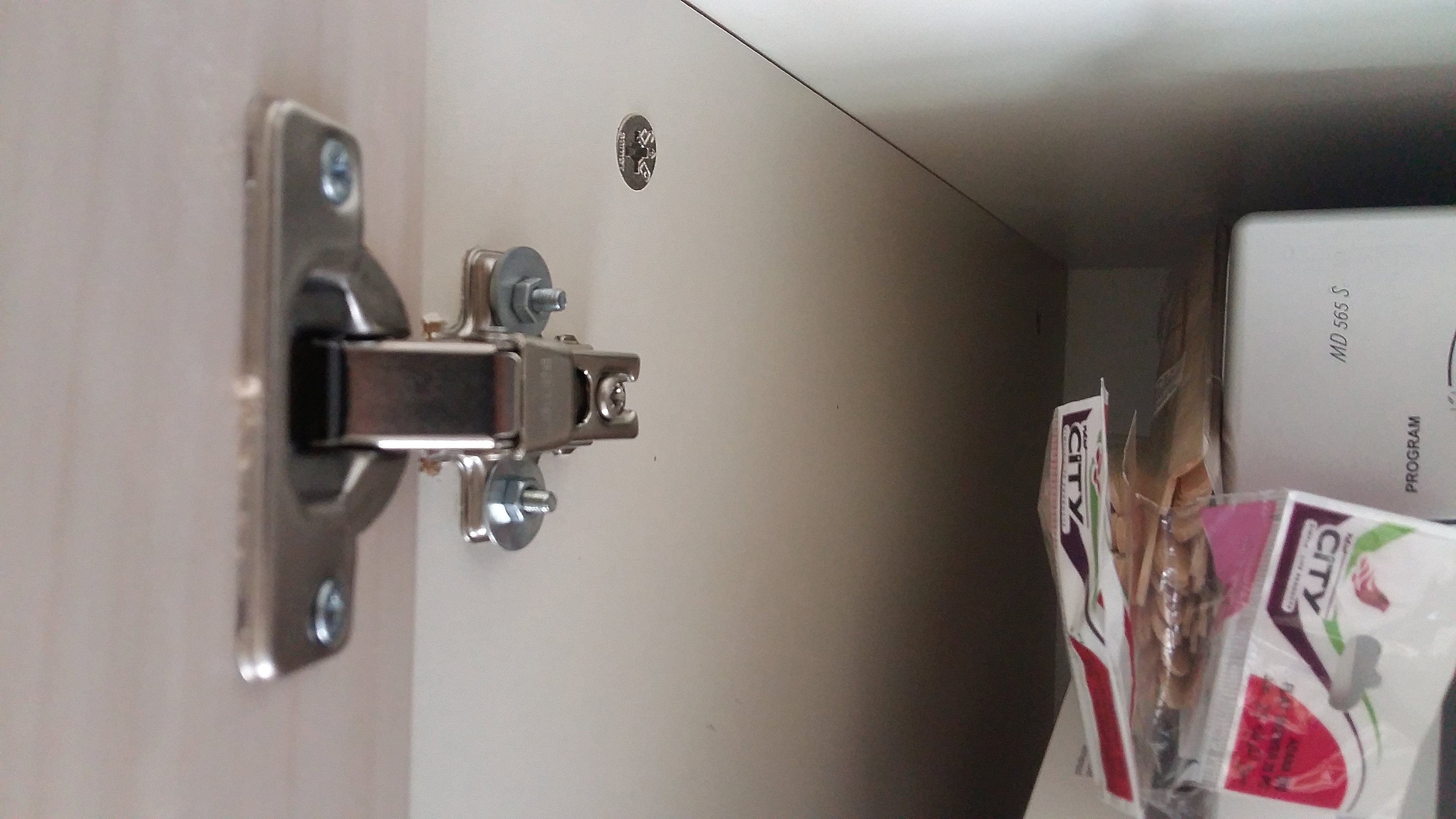 Dolap kapagı tadilatı