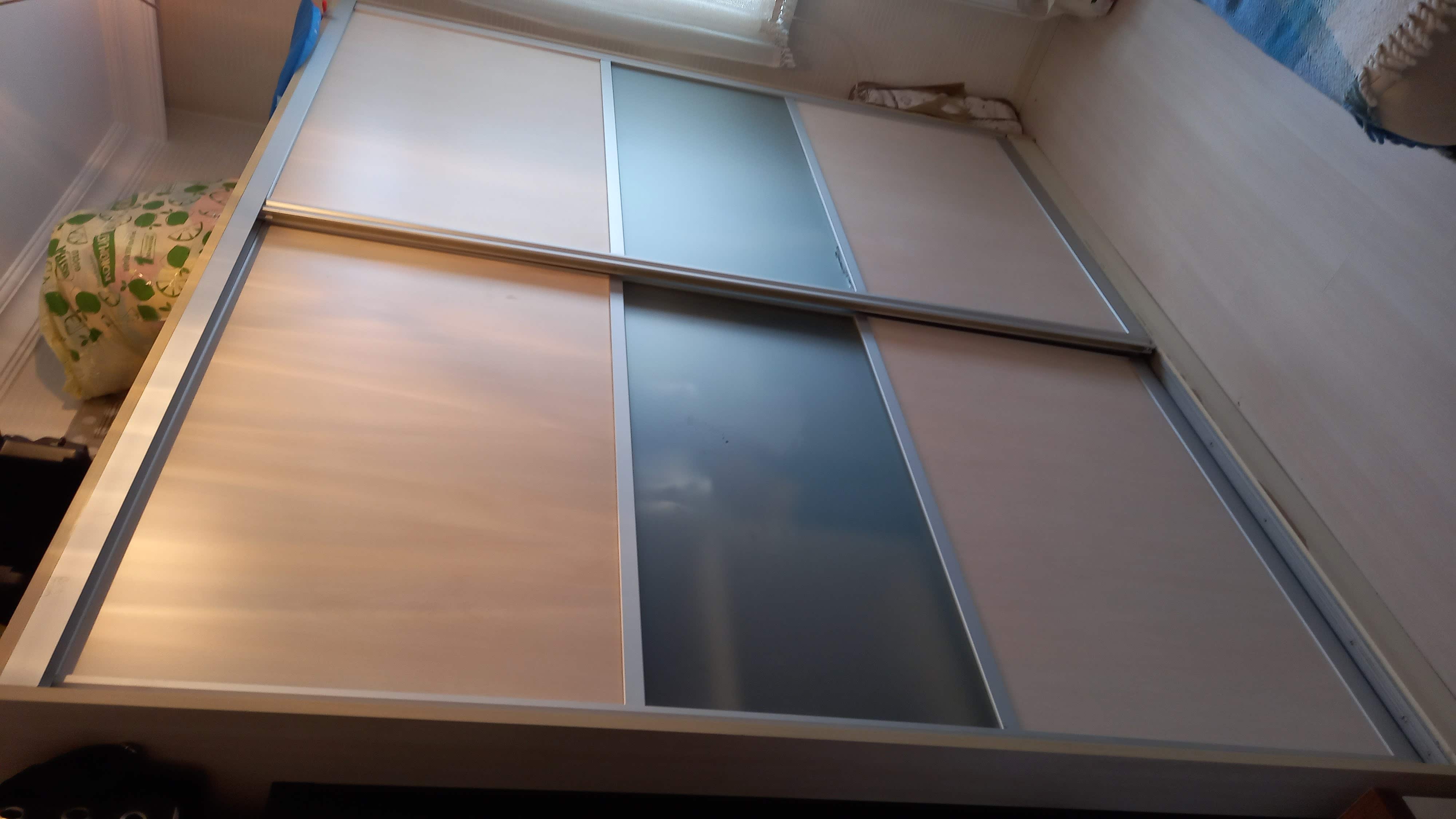 SÜRGÜ KAPAK TEKERİ DEGİŞMİŞTİR